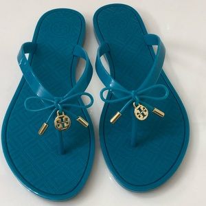 Women’s sandals